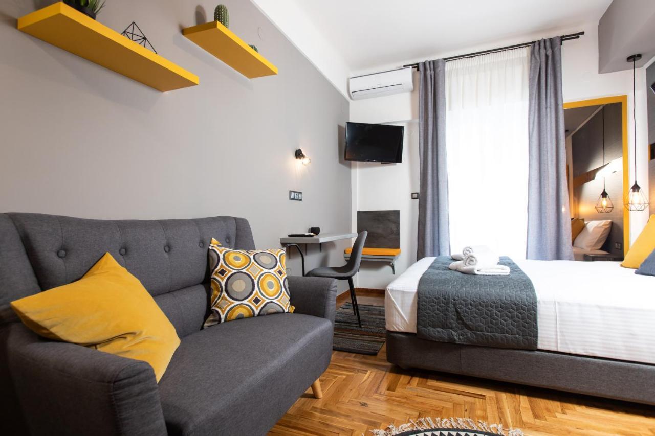 Downtown Luxury Boutique Suites : The Yellow Suite 테살로니키 외부 사진